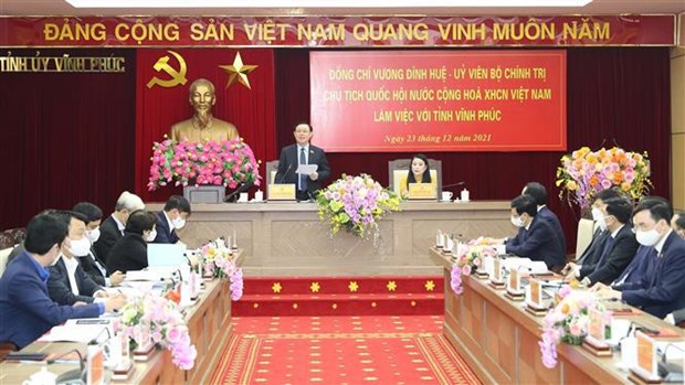 Top legislator works in Vinh Phuc province